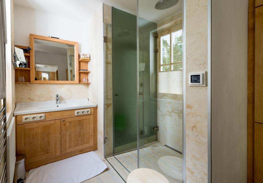 Schreiners Essen Und Wohnen Hotel Viena Habitación foto