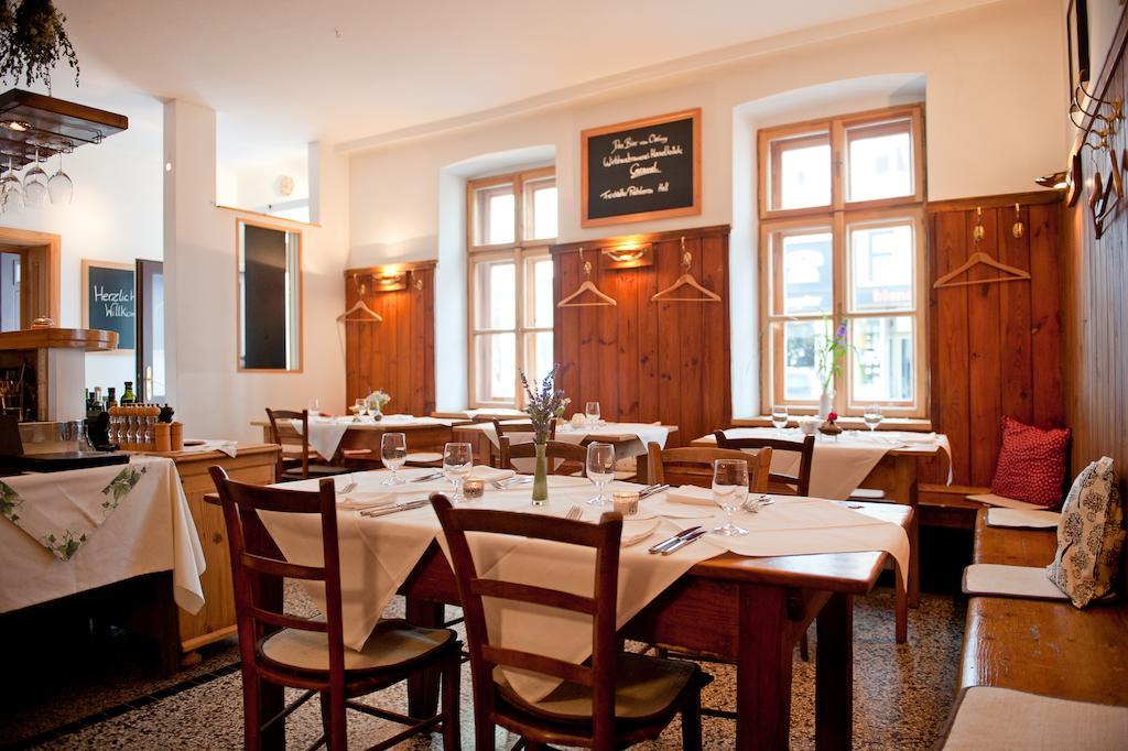 Schreiners Essen Und Wohnen Hotel Viena Exterior foto