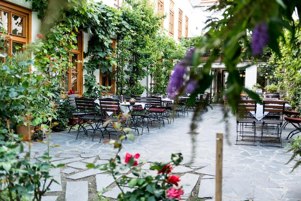 Schreiners Essen Und Wohnen Hotel Viena Exterior foto